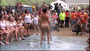 amateur nude contest at this years nudes a poppin festival in indiana