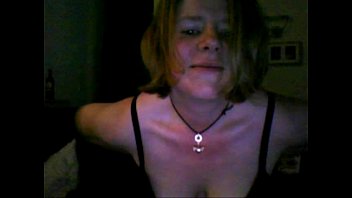 39 year old mirja  on webcam
